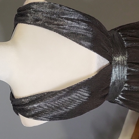 MNG Mango Textured Deep V Neck Pockets Lined Silver Metallic Mini Dress Sz 2 - Picture 7 of 16